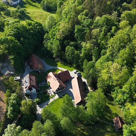 Domacija Seruga Countryside Hotel Novo Mesto Extérieur photo
