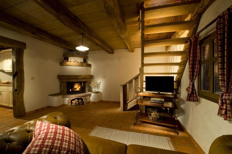 Domacija Seruga Countryside Hotel Novo Mesto Extérieur photo