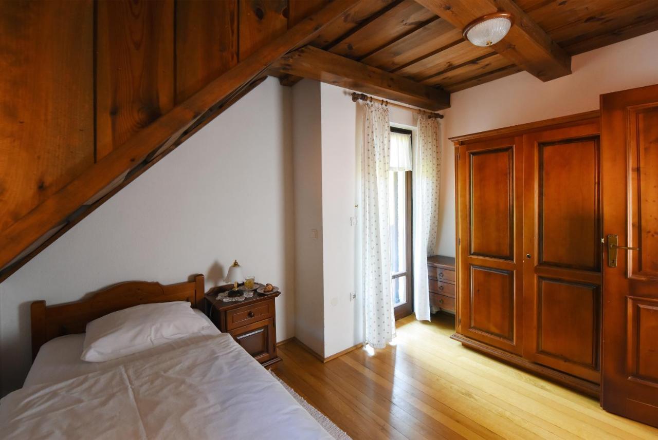 Domacija Seruga Countryside Hotel Novo Mesto Extérieur photo